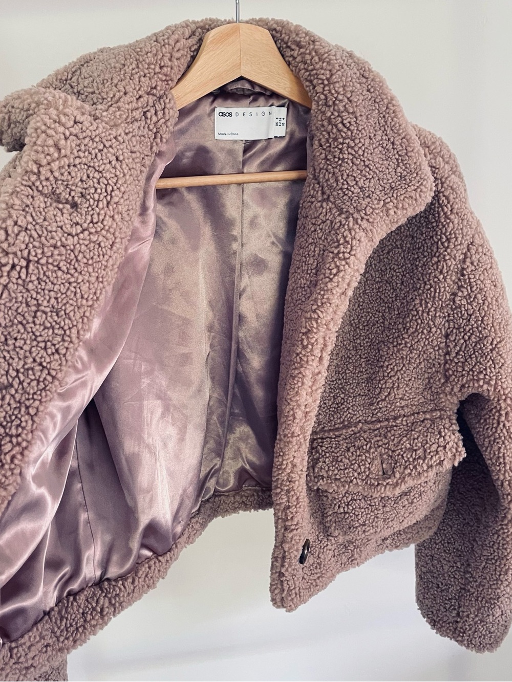ASOS Design Plush Teddy Cropped Jacket - Mauve - Picture 6 of 8